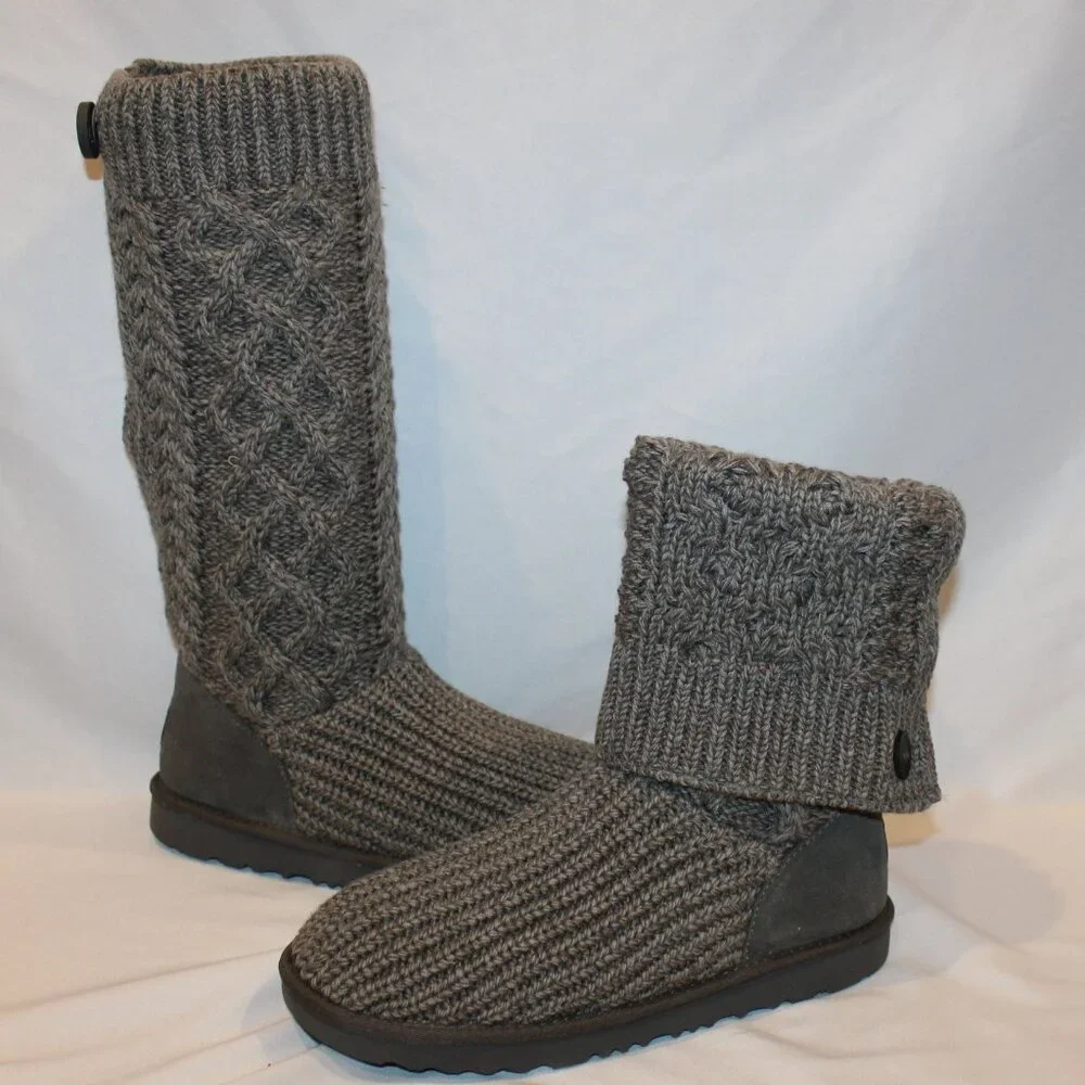 NIB UGG YOUTH TALL CARDY‎ KNIT GRAY BOOTS